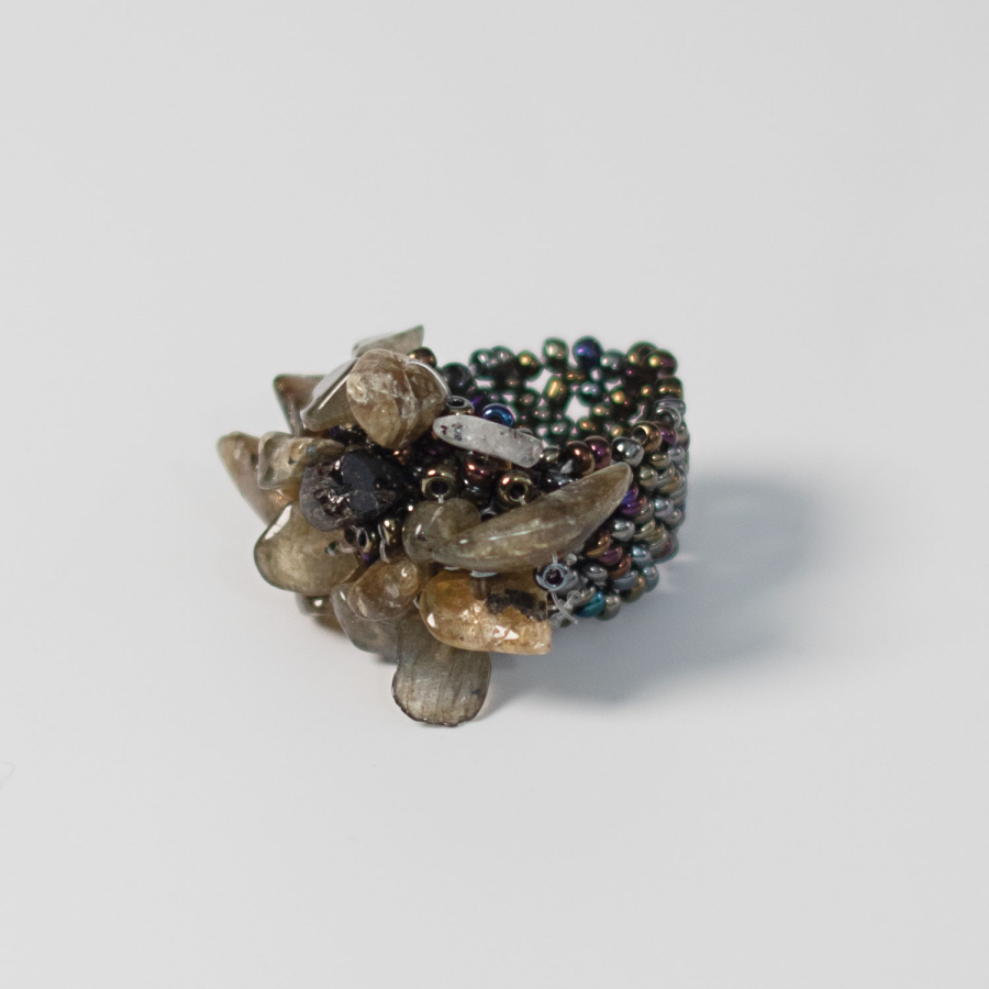 labradorit sten ring fra le mosch