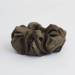 mega scrunchie fra le mosch i army grøn