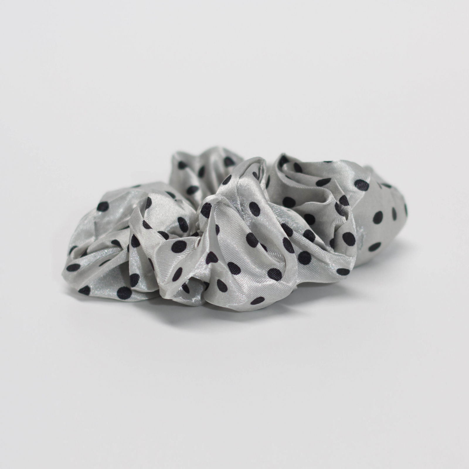 Minnie dot Scrunchie I grå fra le mosch