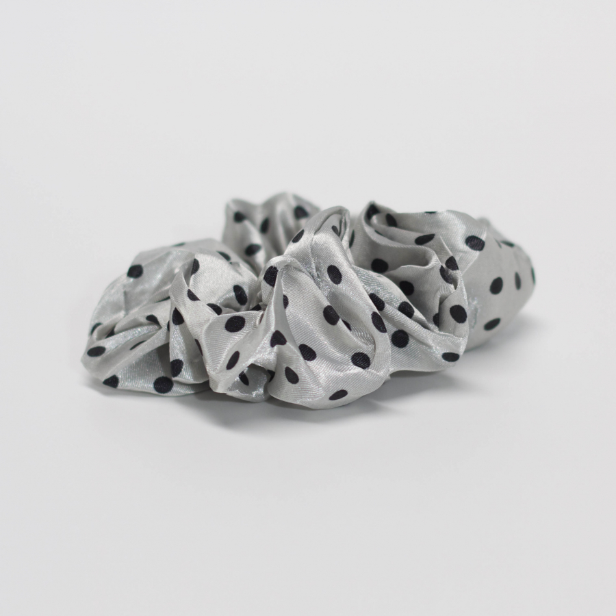 Minnie dot Scrunchie I grå fra le mosch