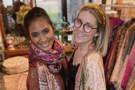 Det hele startede med en spirituel vejleder og en symaskine…