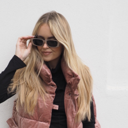 Camilla solbriller i Beige fra le mosch