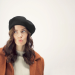 fransk baret i sort uld fra le mosch