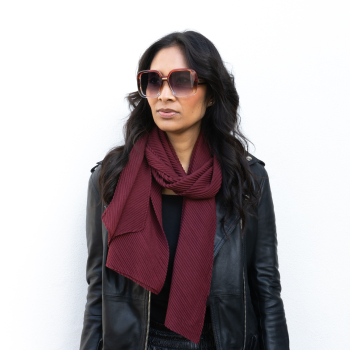 Kelly Tørklæde i Bordeaux fra le mosch Kelly Tørklæde i Bordeaux fra le mosch