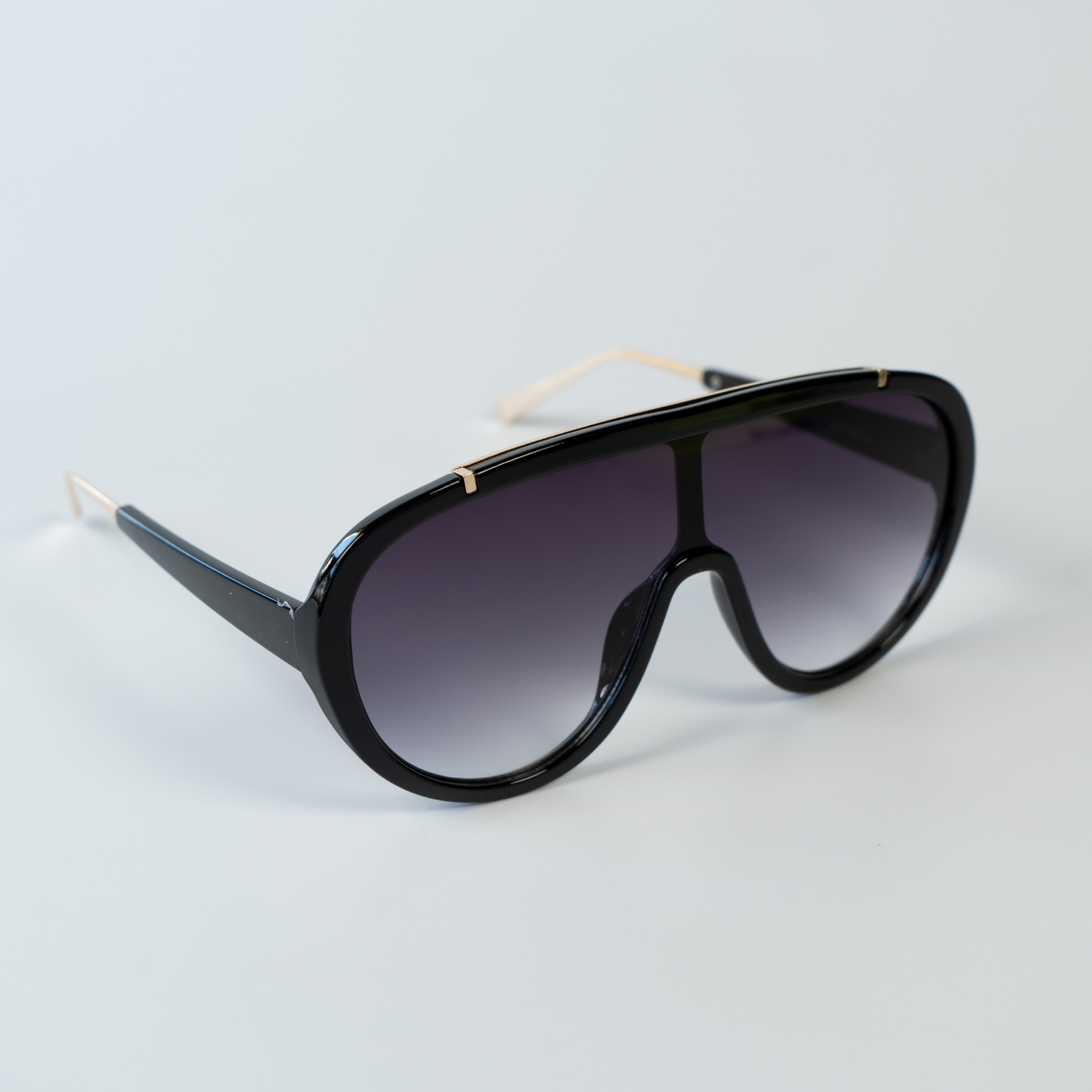 Fonda solbriller i Sort fra LÉ MOSCH