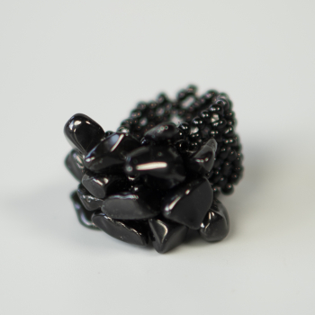 Lucky ring I sort obsidian natursten fra le mosch Lucky ring I sort obsidian natursten fra le mosch