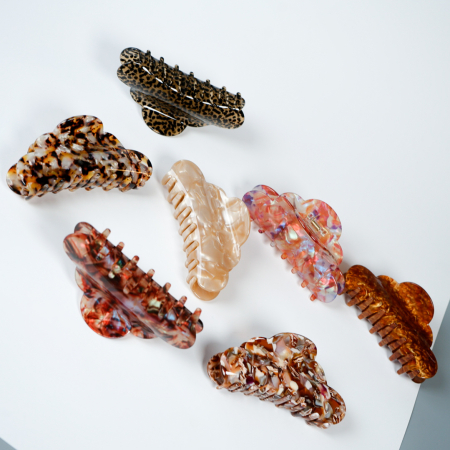 Mega Heaven hårklemme i Pearl Creme fra le mosch