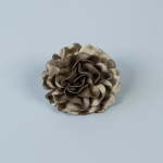 Petit Satin Blomst I Mocca 6,5 cm Fra le mosch