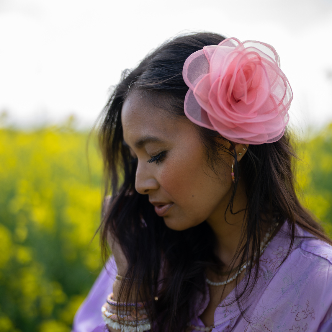 Stor Organza Blomster broche I Koral 16 cm fra le mosch