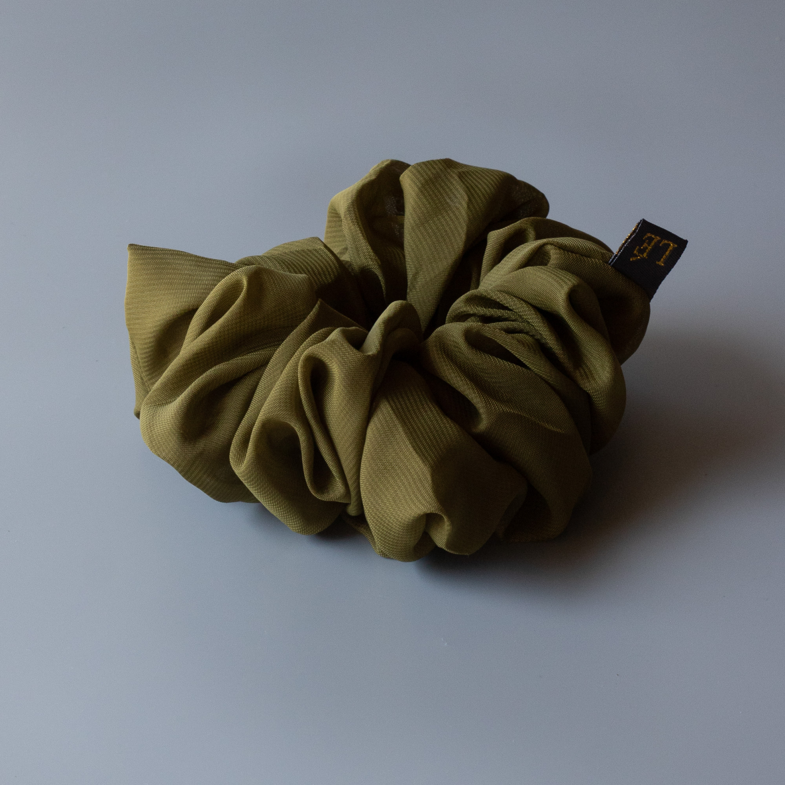 Pi MEGA Scrunchie i Army Grøn fra le mosch