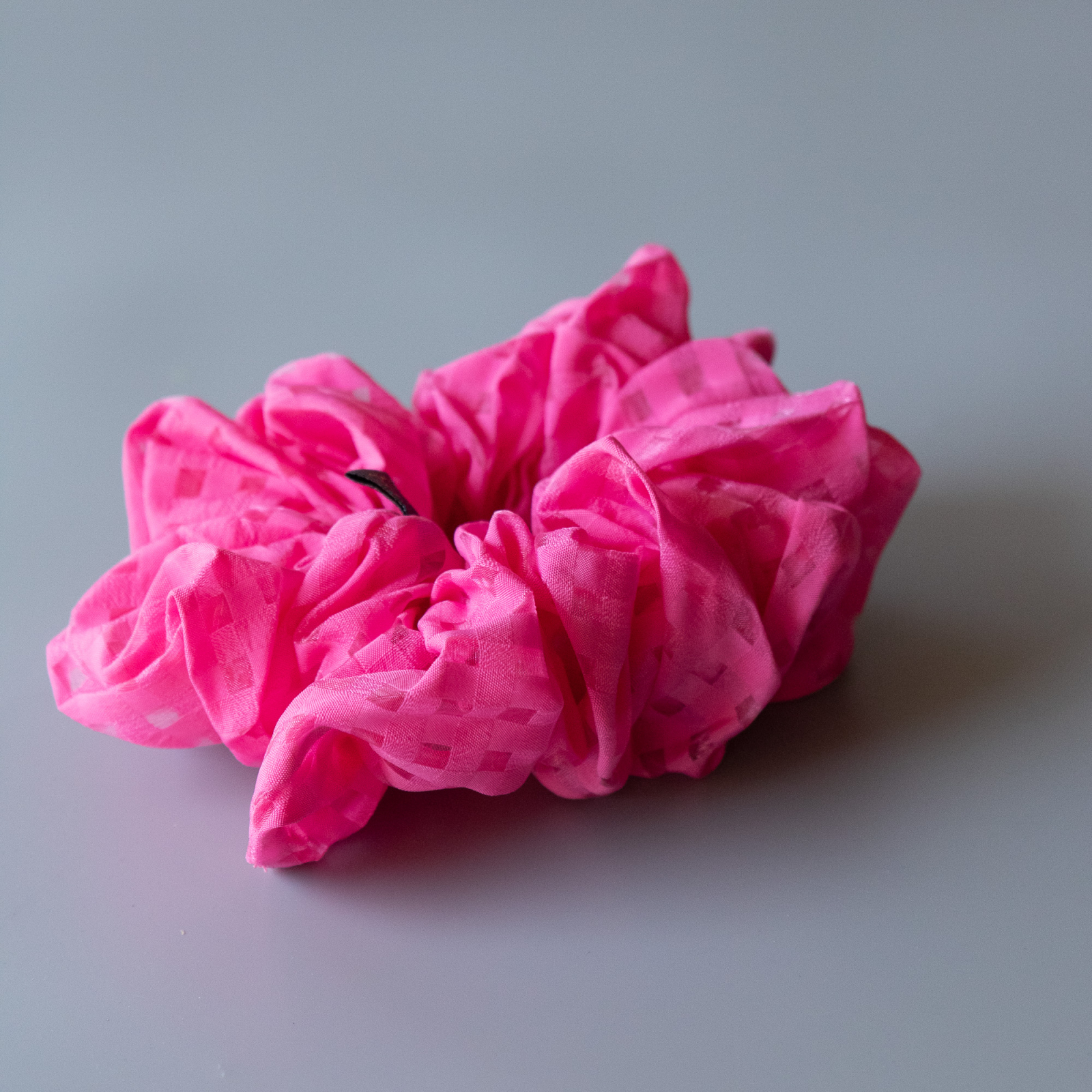 Sofie MEGA Scrunchie i Pink fra le mosch