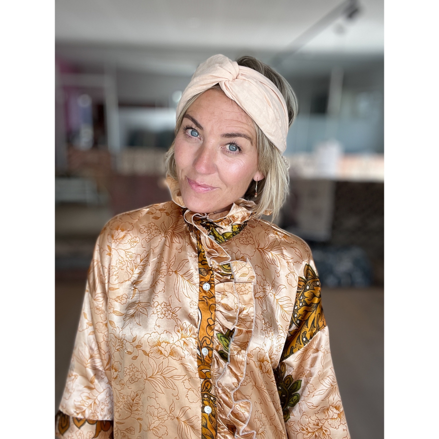 Loreen hårbånd i Creme fra le mosch