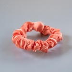 Lula Petit Scrunchie no 113 i Peach fra le mosch