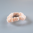 Lula Petit Scrunchie no 105 i Pale Peach fra le mosch