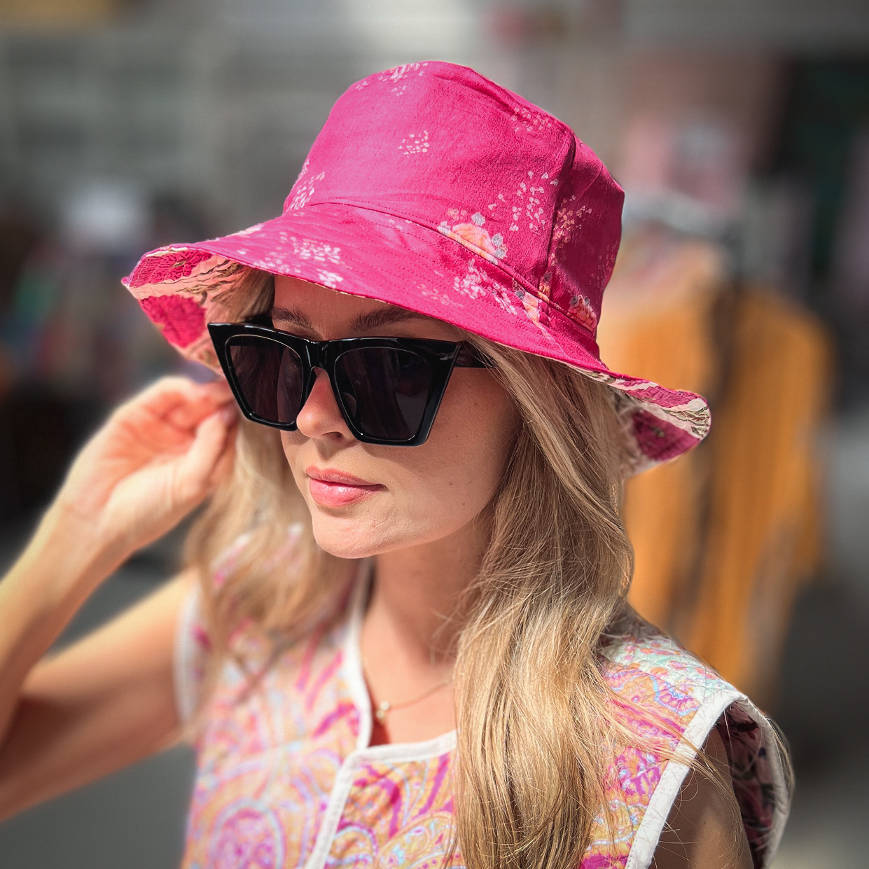 bøllehat I pink silkemix fra le mosch