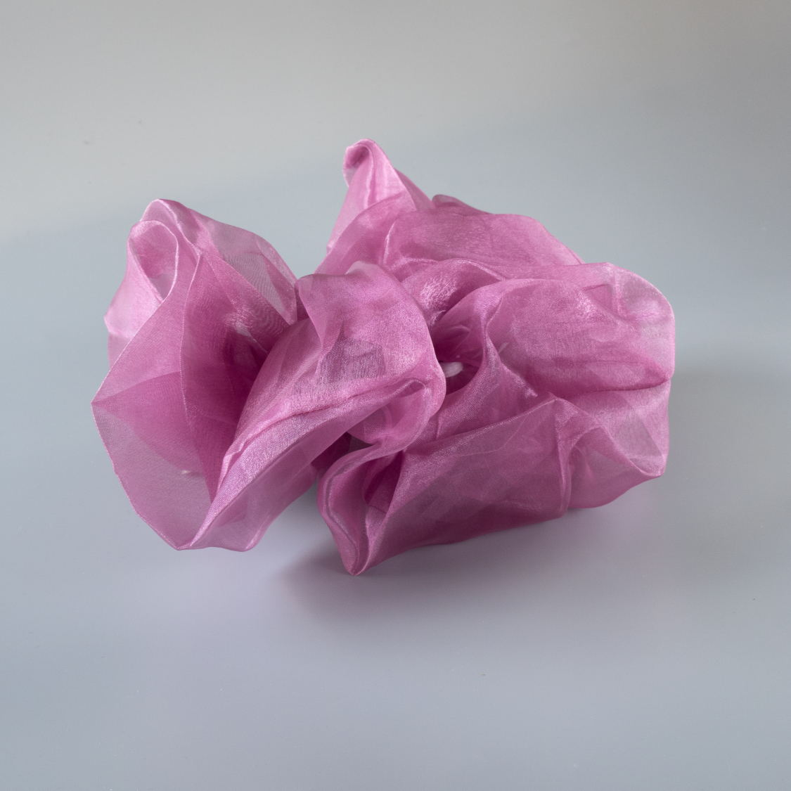 Organza Giga Scrunchie i Lilla fra le mosch