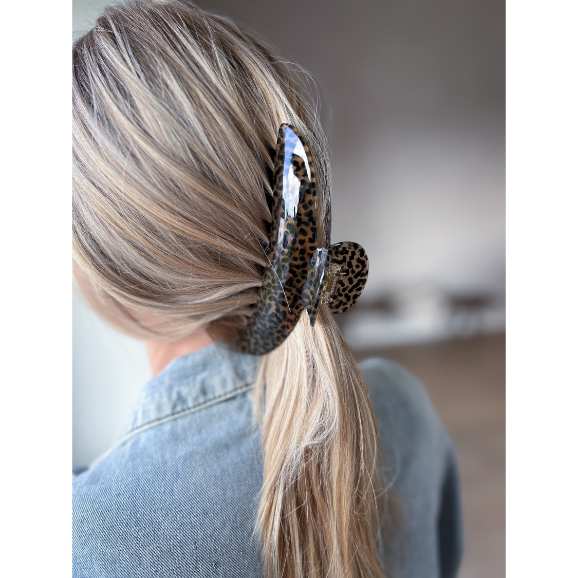 Giga Cloud hårklemme i Leo fra le mosch