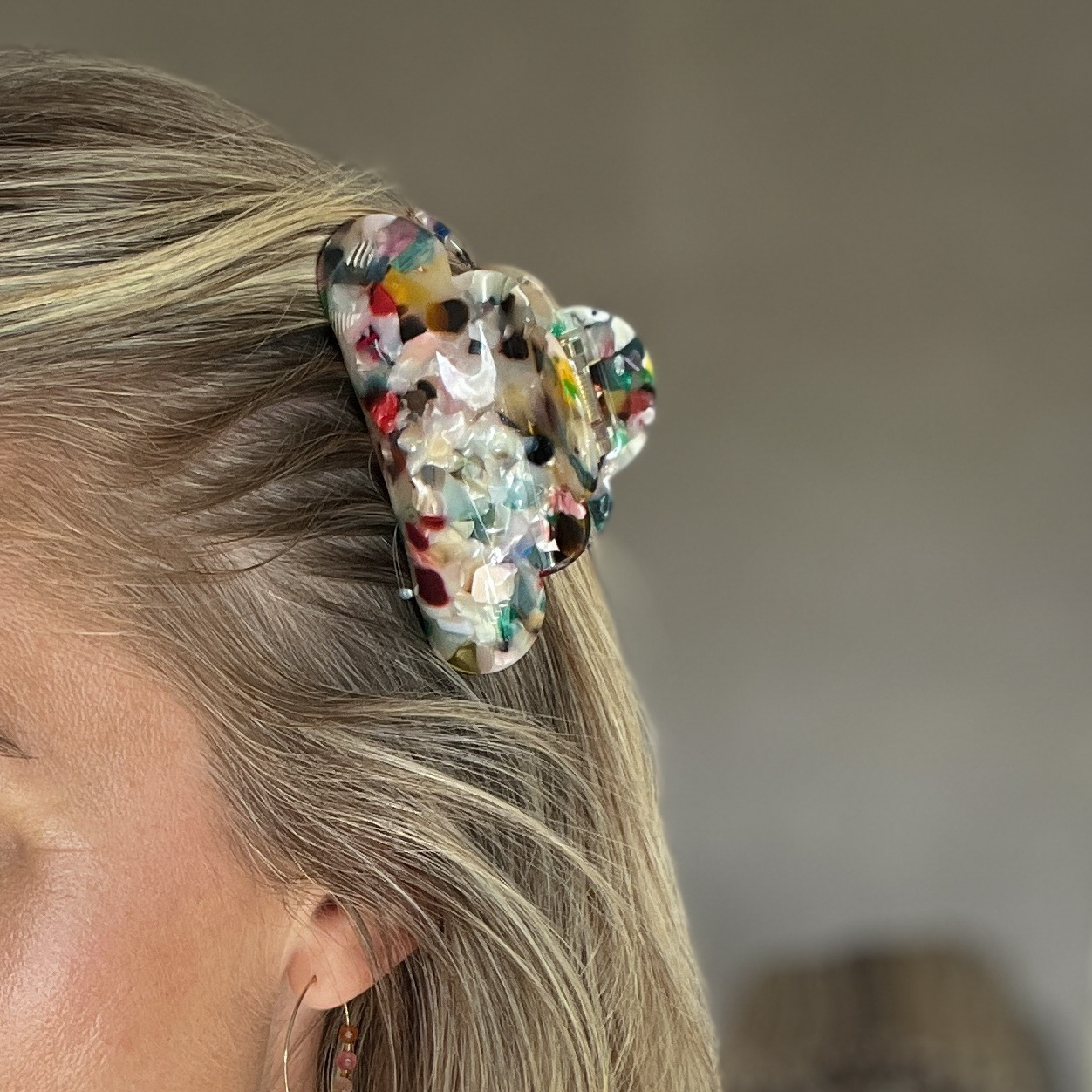 Heaven hårklemme i Confetti multi fra le mosch