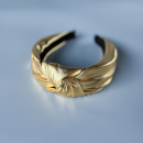 Nadia hårbøjle i Gylden fra le mosch Nadia hårbøjle i Gylden fra le mosch