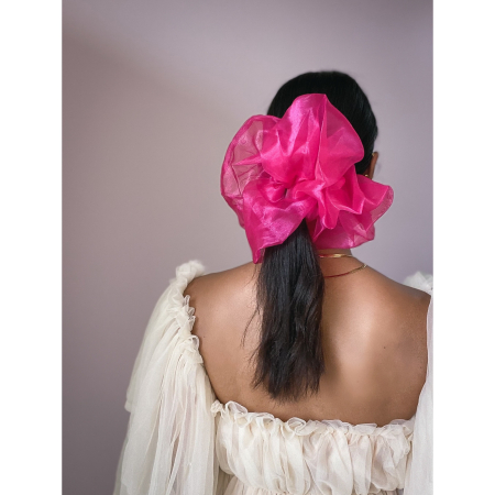 Organza Giga Scrunchie i Fuchsia fra le mosch