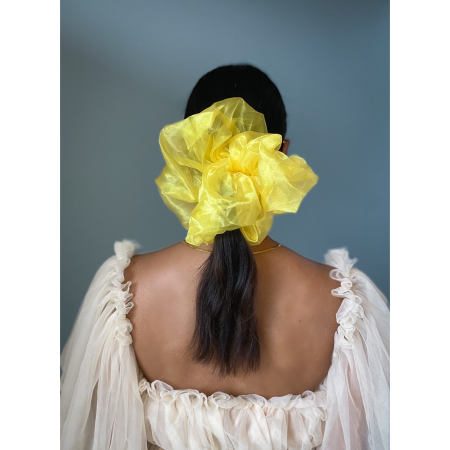 Organza Giga Scrunchie i Gul fra le mosch