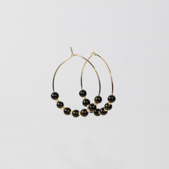 Maja Hoops med sten i sort fra le mosch Maja Hoops med sten i sort fra le mosch