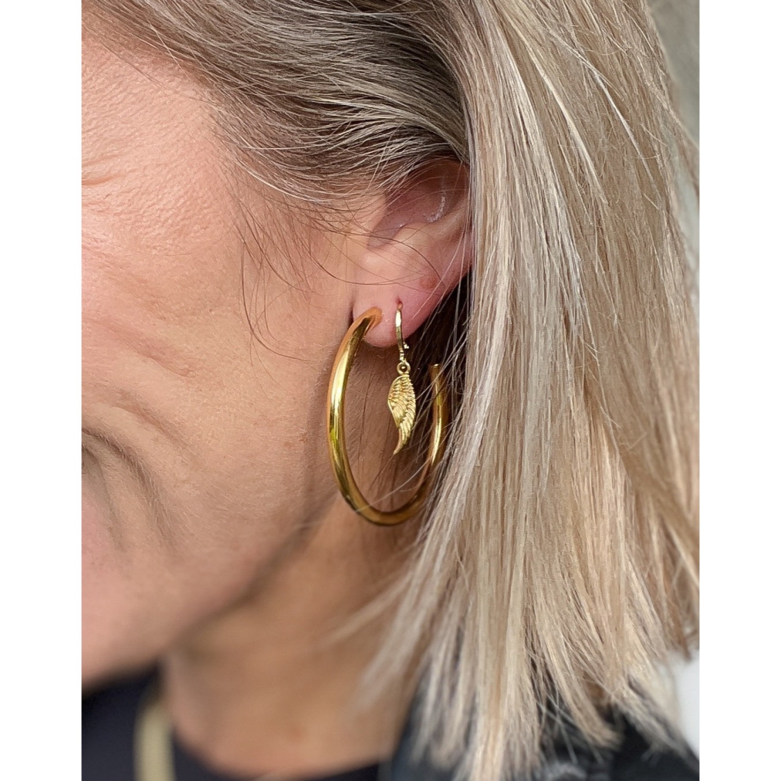 Roxy hoops I forgyldt - 50 mm fra le mosch