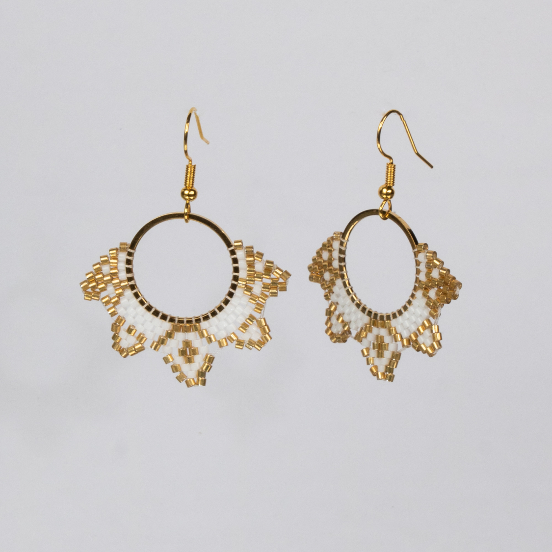 Rio Round øreringe i hvid fra le mosch