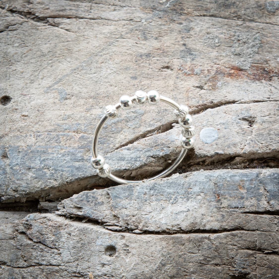 Vilje ring i blank rillet mix forsølvet fra le mosch