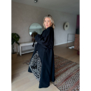 Trine - lang trenchcoat I sort fra le mosch Trine - lang trenchcoat I sort fra le mosch