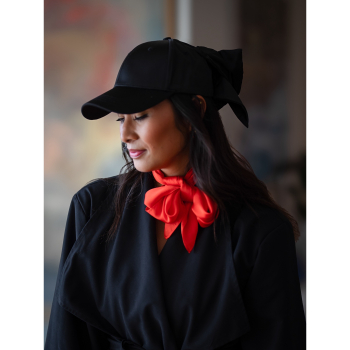 Marissa Cap med sløjfe i Sort fra le mosch