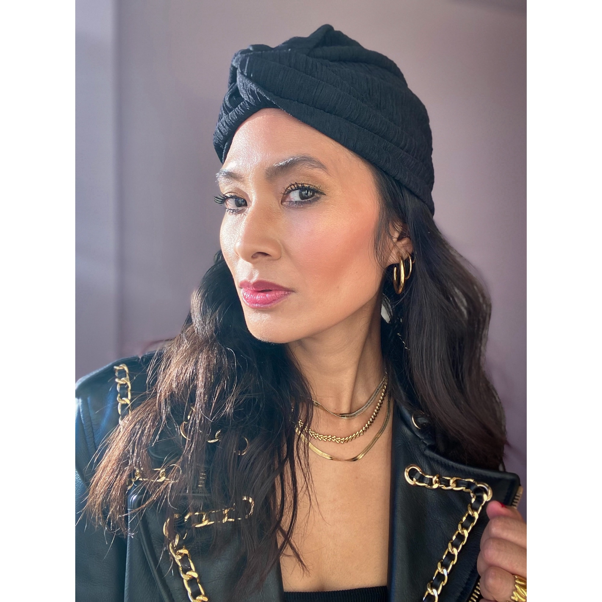 Karen turban i SORT Få et nyt look med vores smukke og skønne turbans