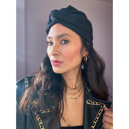 Karen turban I sort fra le mosch