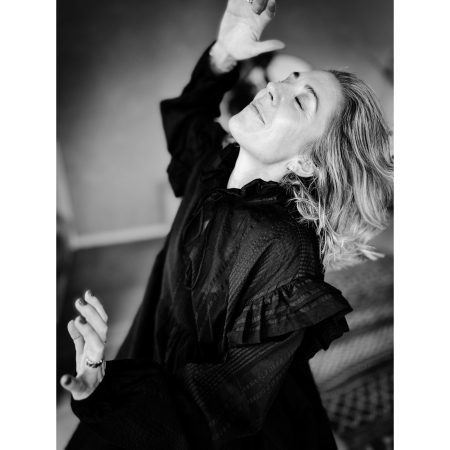 Lucia kjole I sort bomuld fra le mosch