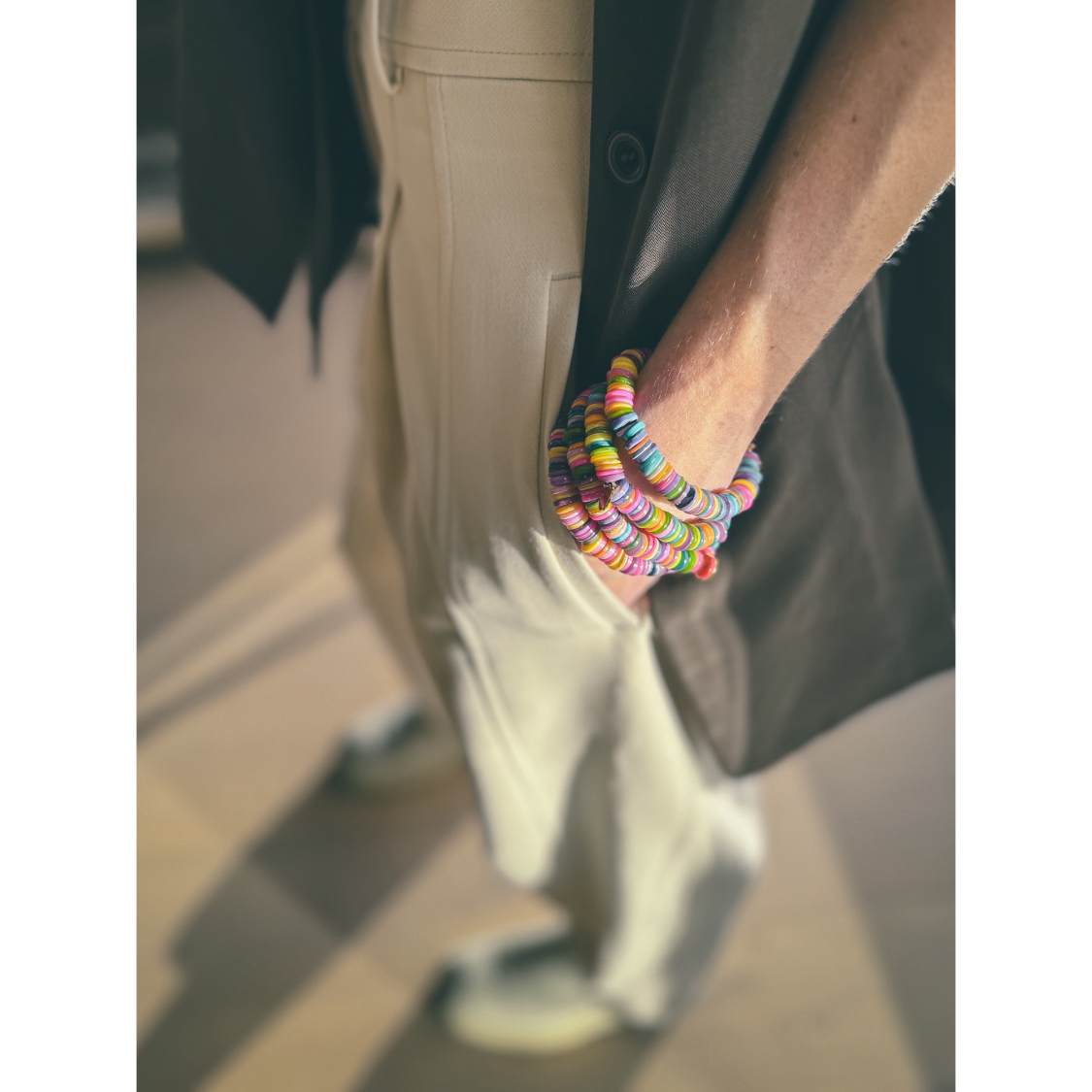 Ete Armbånd 8 mm Shell i Multi fra le mosch