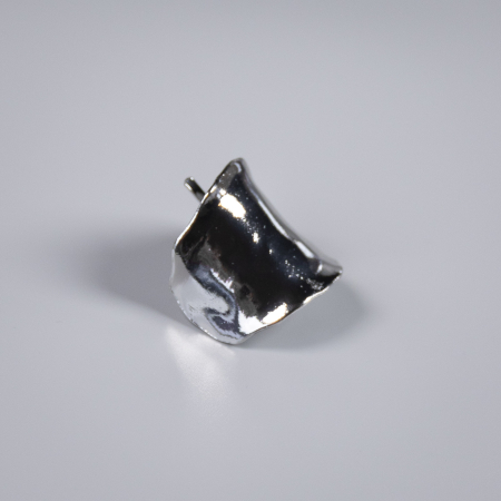Gigi Hair Cuff - sølvlook fra le mosch. Sølv clips til at sætte i elastikken