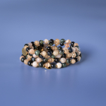 Uriel armbånd i Mørke og Lyse Natursten fra le mosch