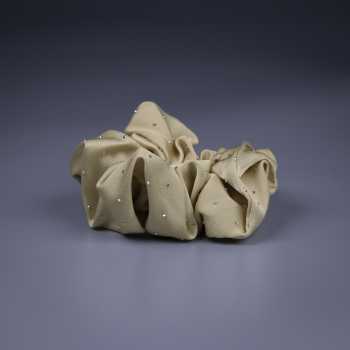 Dash glitter Scrunchie i Lysegrøn fra le mosch Dash glitter Scrunchie i Lysegrøn fra le mosch