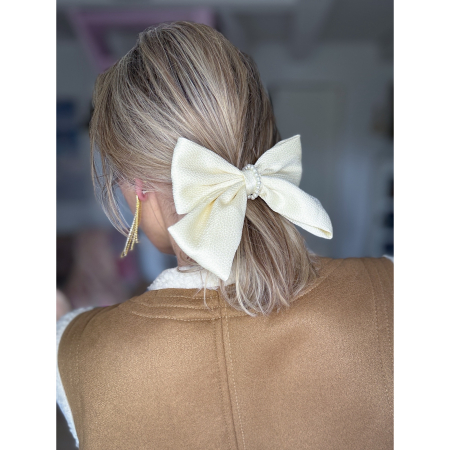 Kylie sløjfe hårspænde i creme fra le mosch