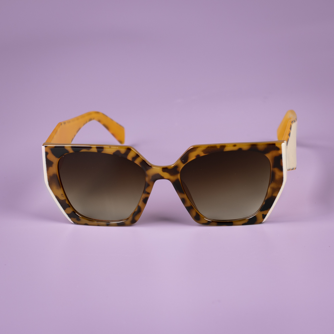 Josie solbriller i Turtle Creme fra le mosch