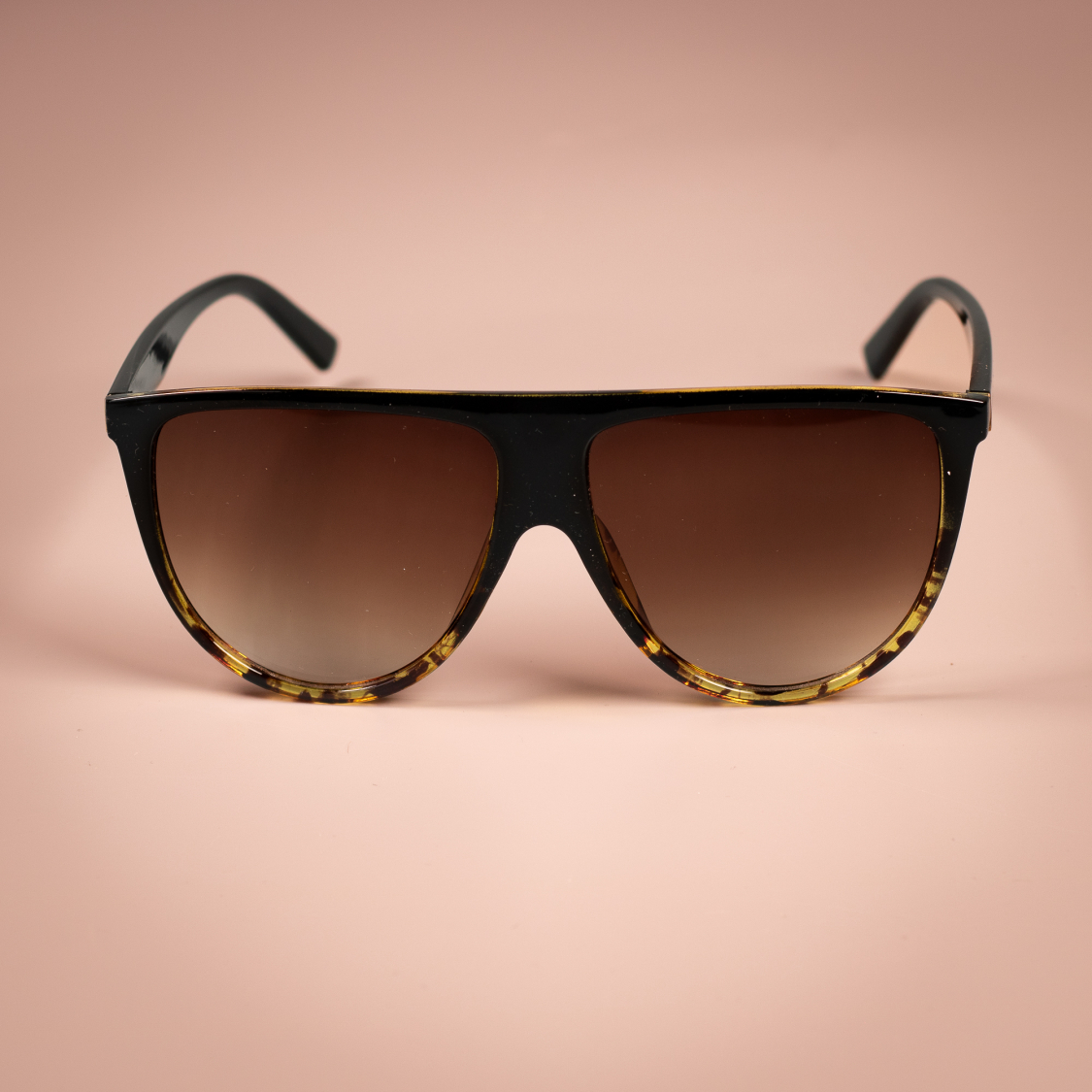 Feel Me solbriller i Sort Leo fra LÉ MOSCH