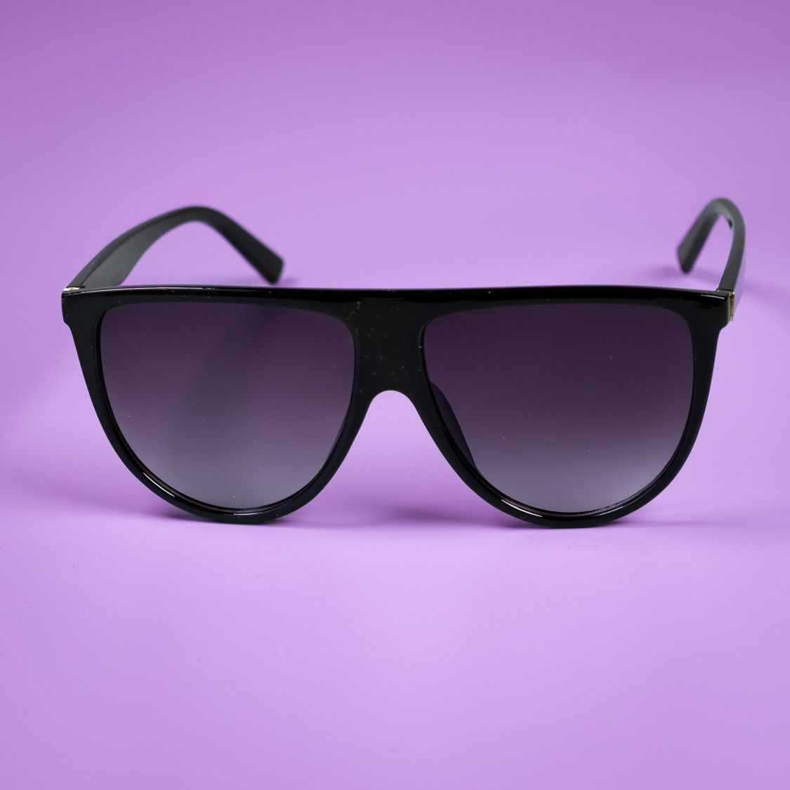 Feel Me solbriller i Sort fra LÉ MOSCH