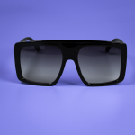 Thelma solbriller i sort fra LÉ MOSCH