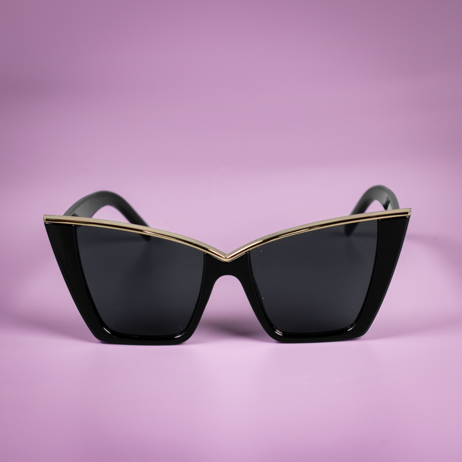 Helle Cat Eye solbriller I Sort fra LÉ MOSCH