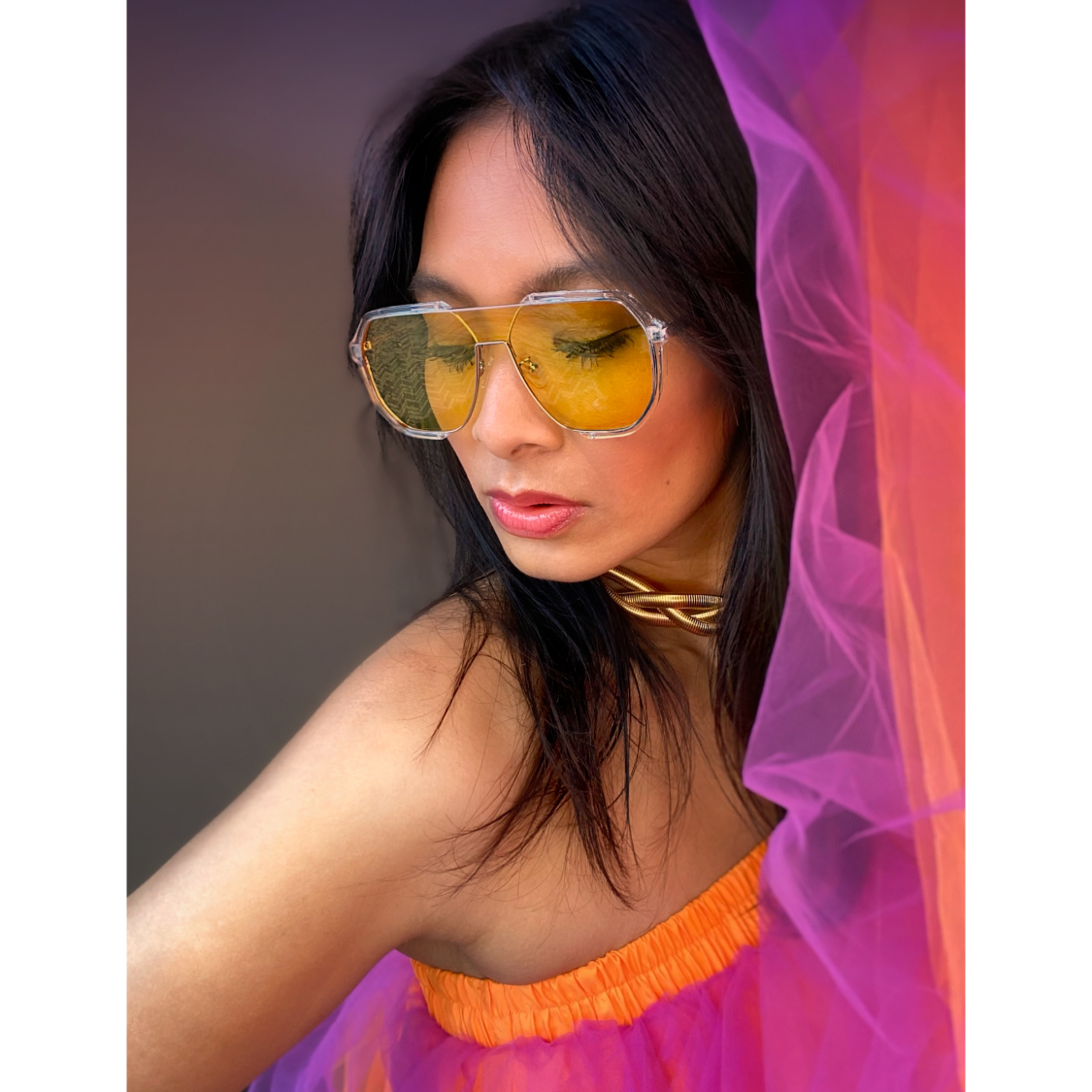 Poppy solbriller i sølv med gule glas – retro solbriller fra LÉ MOSCH