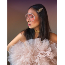 Dessie solbriller i Sheer med Rhinsten og Rosa glas fra le mosch Dessie solbriller i Sheer med Rhinsten og Rosa glas fra le mosch