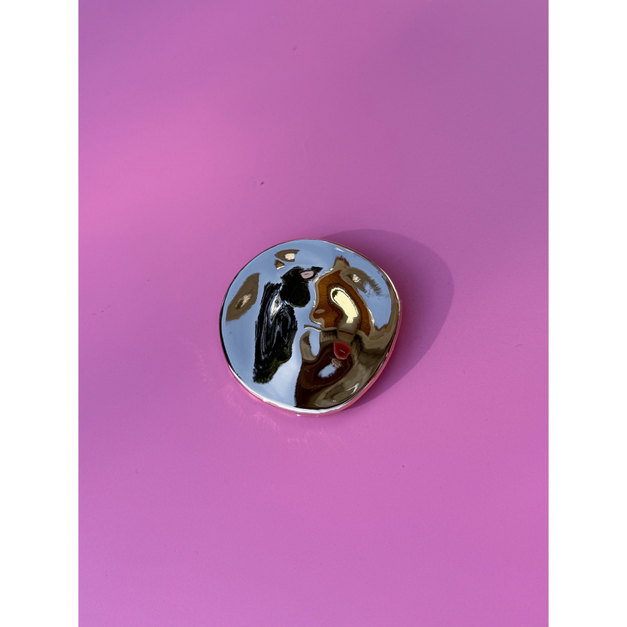 Cira Broche i Blank Gylden fra le mosch