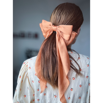 Bea sløjfe hårspænde i peach fra le mosch Bea sløjfe hårspænde i peach fra le mosch