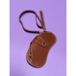 Sinnet Solbrille Etui i Cognac fra le mosch