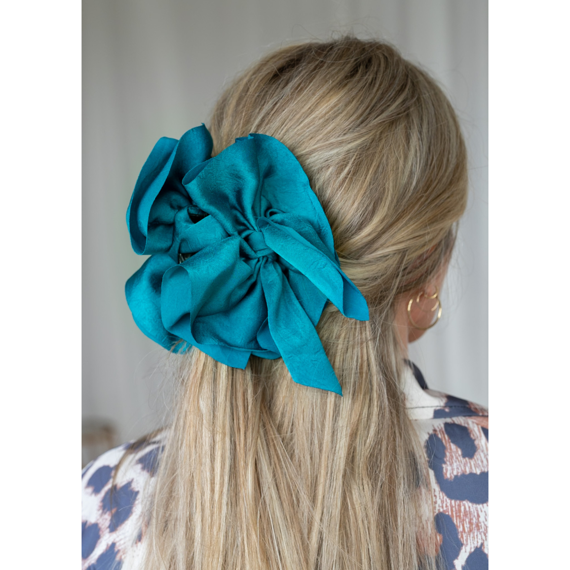 Falka Hårklemme i Petrol fra le mosch